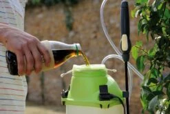 Hozelock Drukspuit Pure 5 Liter -Haxo Winkel 5010646058315 5