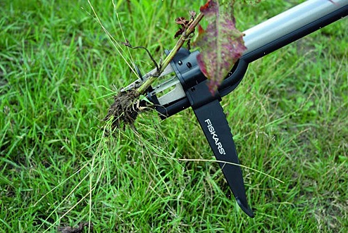 Fiskars Telescopische Onkruidsteker SmartFit 2 Fiskars Telescopische Onkruidsteker SmartFit - Afbeelding 2