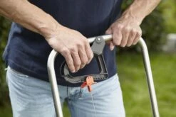 Gardena Strooiwagen L 18 Gardena Strooiwagen L -Haxo Winkel GA320 0484