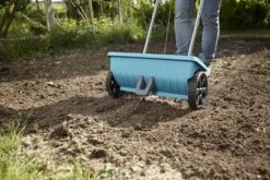 Gardena Strooiwagen L 28 Gardena Strooiwagen L -Haxo Winkel GA320 0529