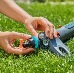 Gardena Zwenksproeier Type AquaZoom M 18710 -Haxo Winkel Gardena zwenksproeier AquaZoom M 4