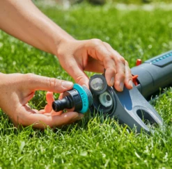 Gardena Zwenksproeier Type AquaZoom S 18710 -Haxo Winkel Gardena zwenksproeier AquaZoom S 4