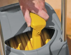 Hozelock Compact Cart Incl. 30 Mtr Slang, Startset En Tuinspuit -Haxo Winkel Hozelock Compact Cart 2 1