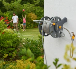 Hozelock Slanghaspel 2 In 1 Incl. 25 M Slang Startset En Tuinspuit -Haxo Winkel Hozelock slanghaspel 2 in 1 incl 25 mtr slang 2 1