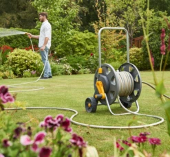 Hozelock Slangenwagen + 20m Slang 5 Hozelock Slangenwagen + 20m Slang -Haxo Winkel Hozelock slangwagen incl 20 mtr slang 2 1