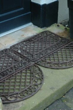 Esschert Deurmat Gietijzer Ruit 67x42 Cm 6 Esschert Deurmat Gietijzer Ruit 67x42 Cm -Haxo Winkel LH45 41