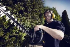 McCulloch Benzine Heggenschaar SuperLite 4528 -Haxo Winkel b4fb3a02254fd7a7a5bcf4cd84bb3a28