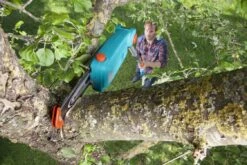 Gardena Telescopische Elektrische Snoeizaag TCS 720/20 -Haxo Winkel gardena telescopische snoeizaag2